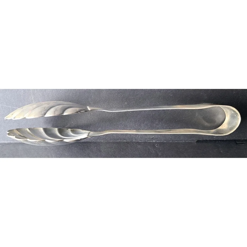 International Silver Company 9 Inch Silverplated Shell Serving Tong NEW in Box